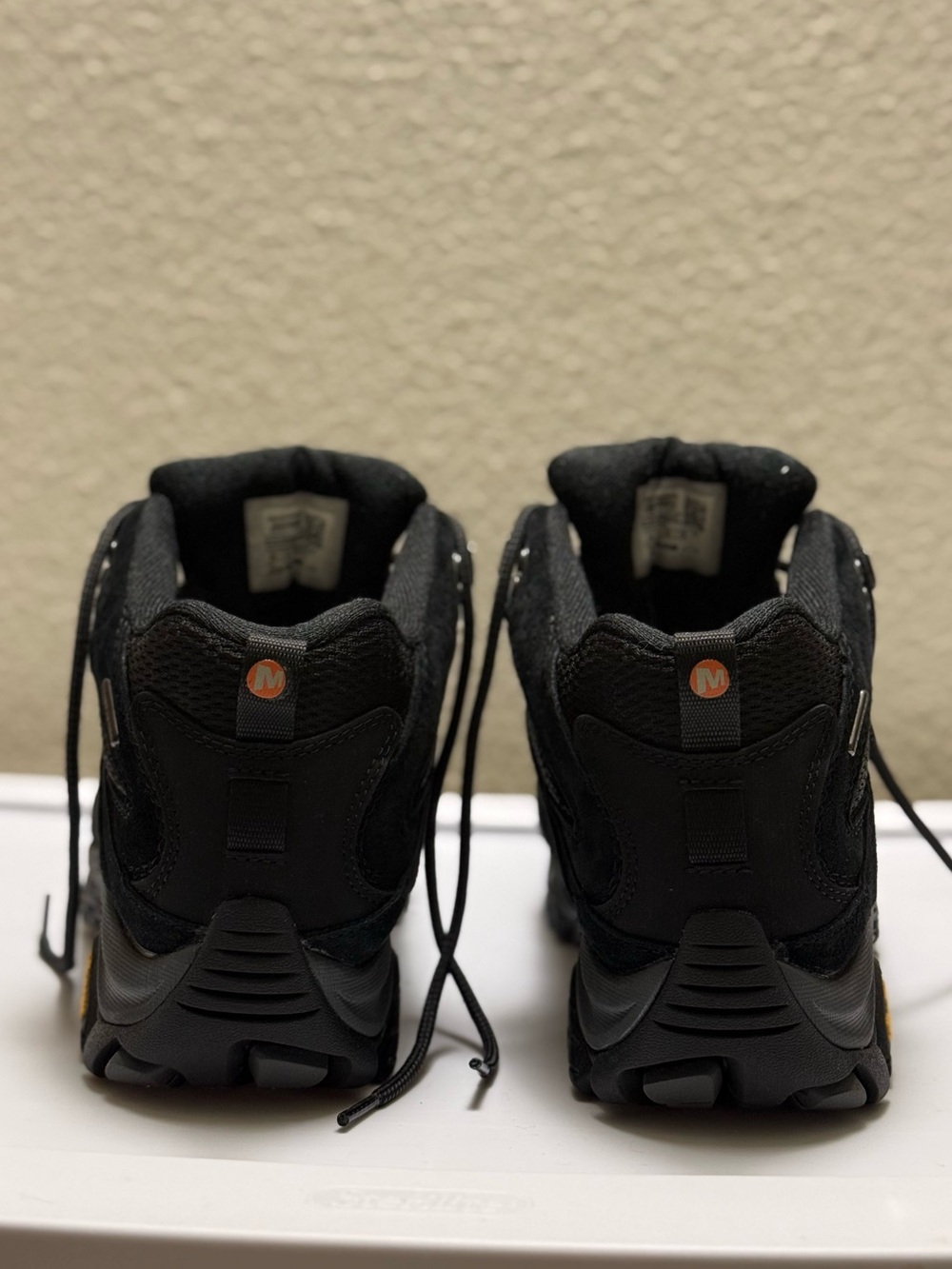 Merrell Moab 3 Mid Waterproof Men’s Black Size 8 Wide Hiking Boot -NWOB - Picture 2 of 6
